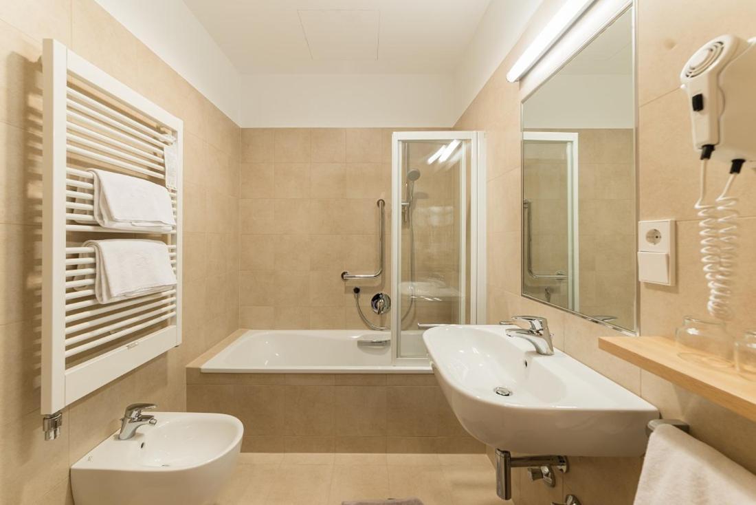 Hotel Stiegl Scala Bolzano Camera foto